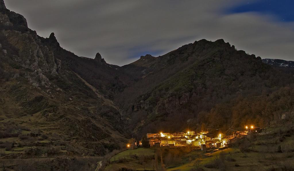 La Posada de Cucayo Dobres Exterior foto
